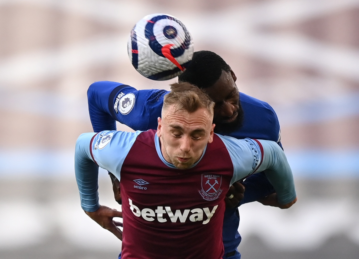 巧妙地利用 巧妙地利用